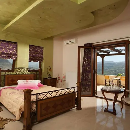 Louloudis Villa